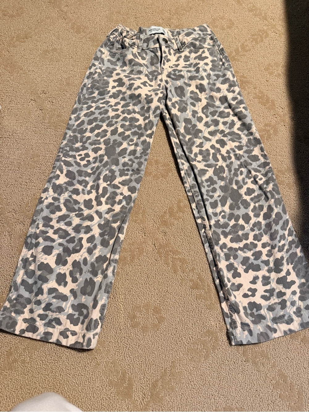 abercrombie kids Leopard-Print Wide Leg Jeans in Gray & Cream
